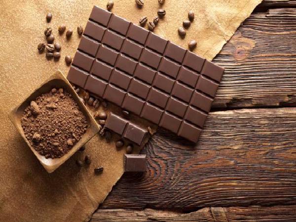 فروشنده انواع شکلات در بازار جهانی